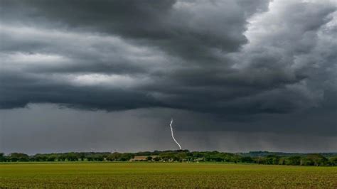 Violents orages et coulées de boue hier en Bretagne et Hauts.